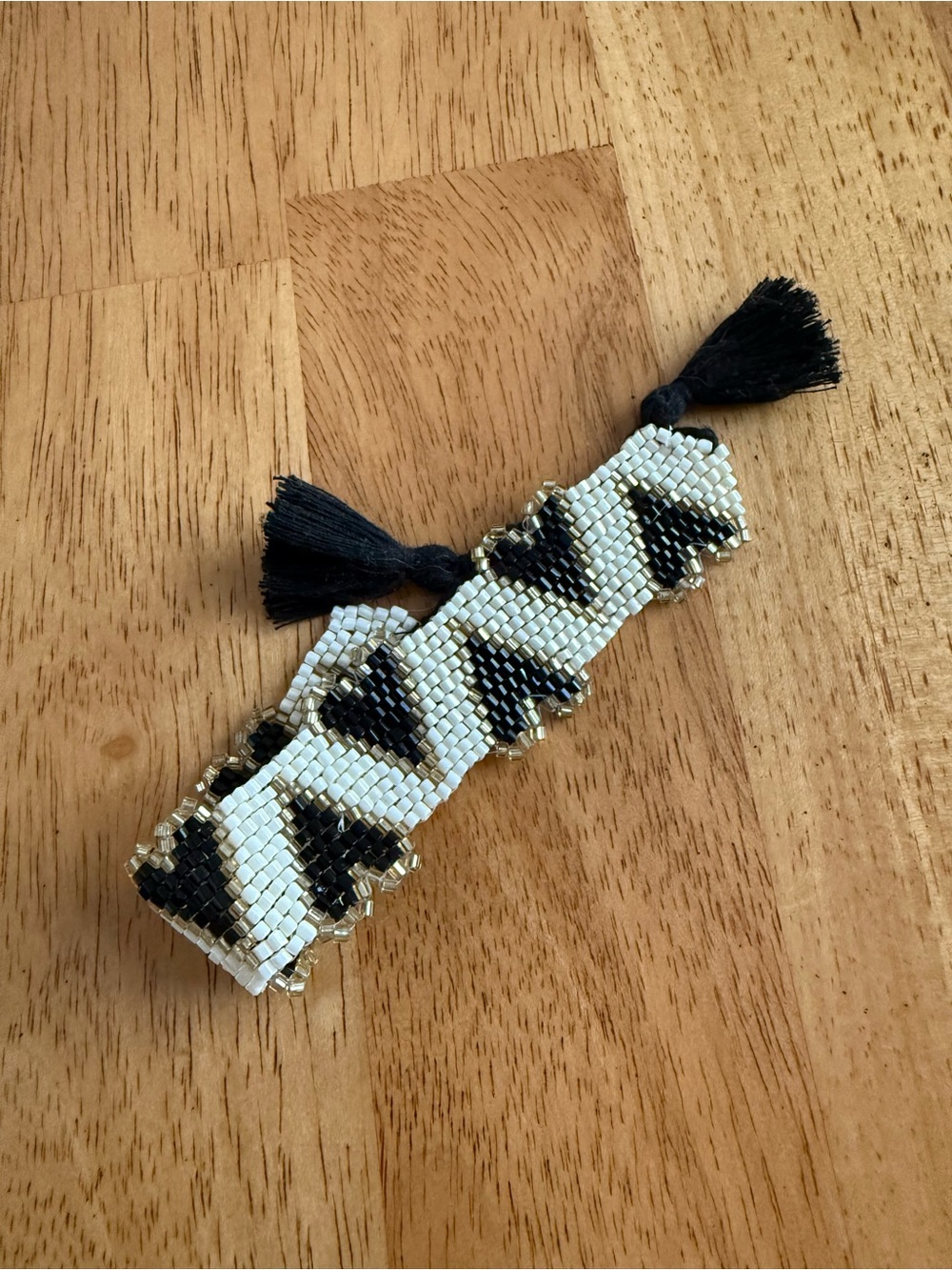 Black & White Beaded heart Tassel Bracelet